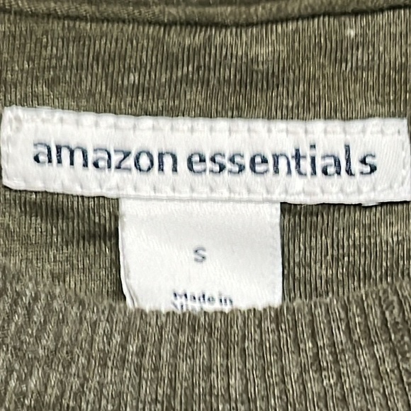 amazon essentials Sweatshirt - Picture 3 of 10